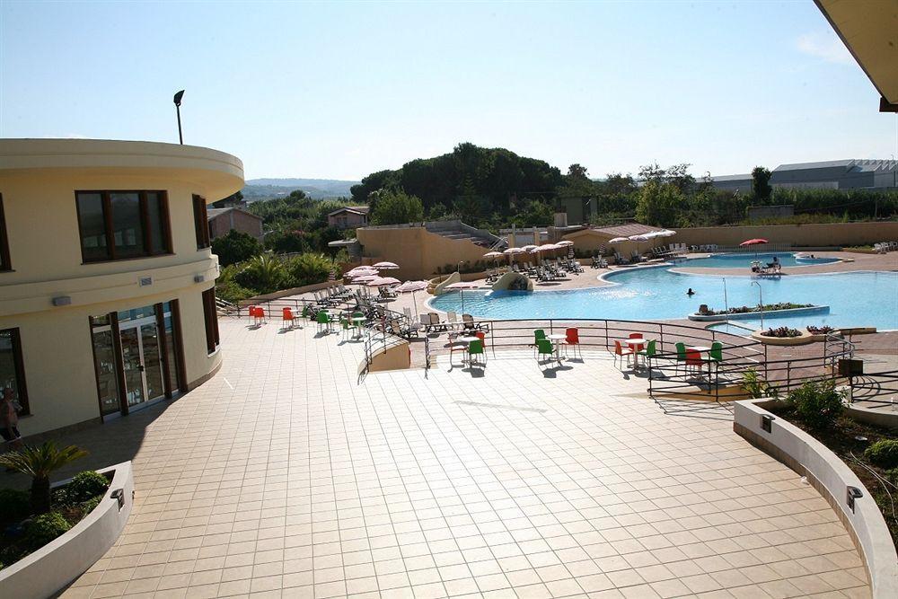 Hotel Resort Lido Degli Aranci Vibo Valentia Exterior foto